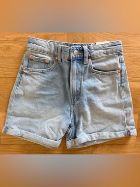Zara Light Blue Mom Fit Bermuda Shorts NWT Sz 4